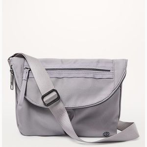 Lululemon Festival Bag II Dark Chrome